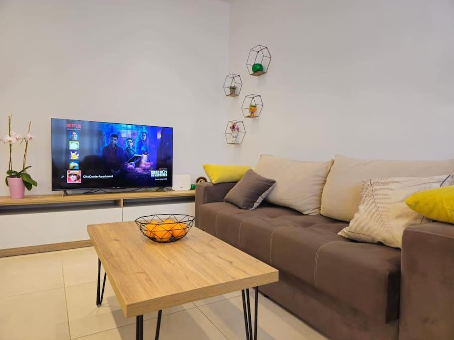 City Center Tirana Apartment! ภายนอก รูปภาพ